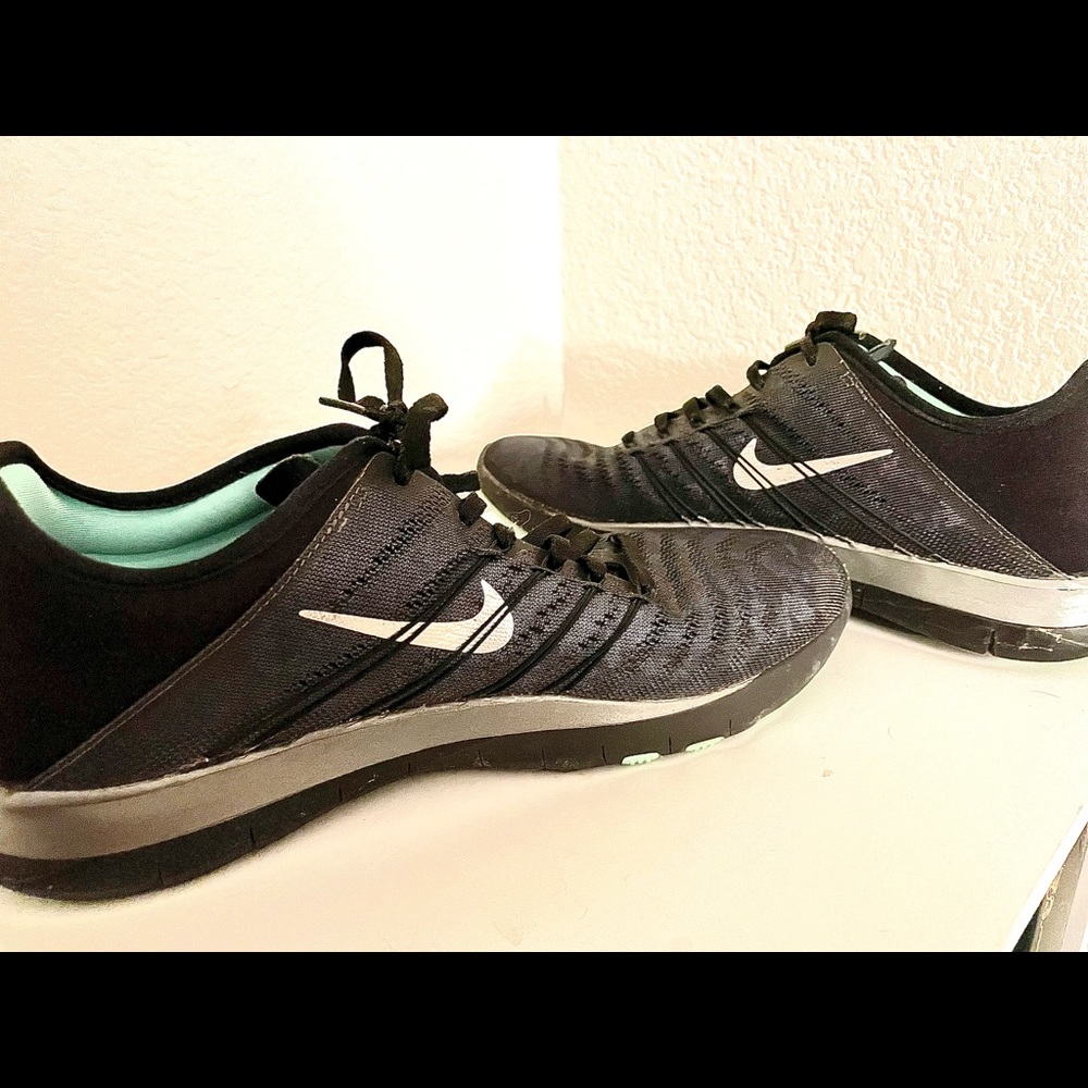 Nike Free Women’s sz 8